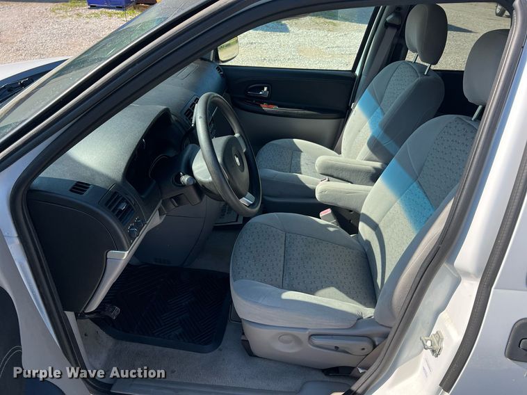 image for item NA9189 2007 Chevrolet Uplander LS  van