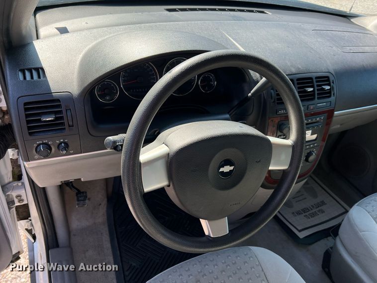 image for item NA9189 2007 Chevrolet Uplander LS  van