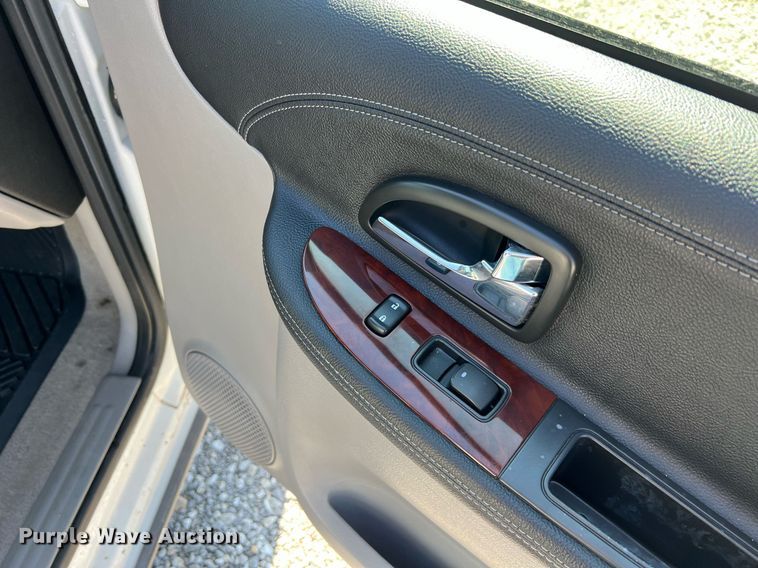 image for item NA9189 2007 Chevrolet Uplander LS  van