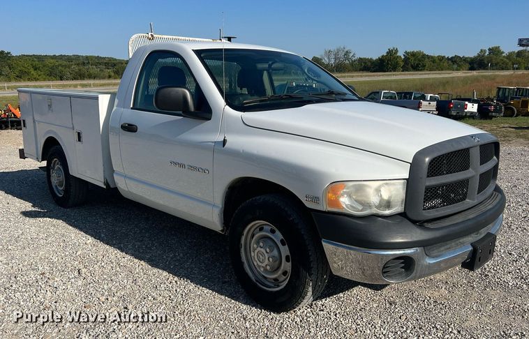 image for item NA9190 2005 Dodge Ram 2500  utility bed pickup truck