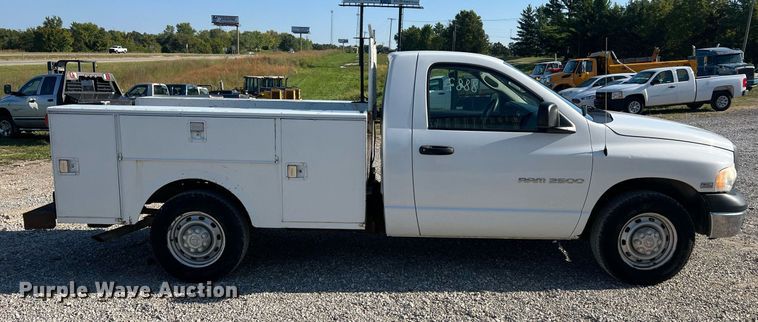 image for item NA9190 2005 Dodge Ram 2500  utility bed pickup truck