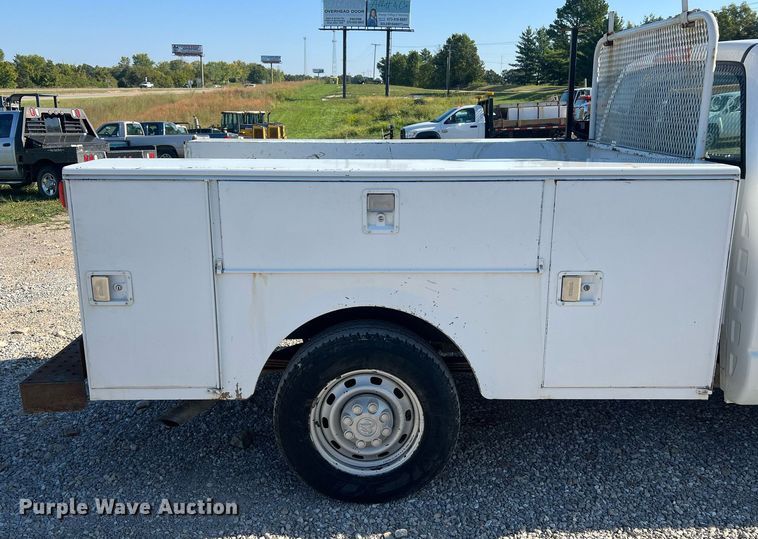 image for item NA9190 2005 Dodge Ram 2500  utility bed pickup truck