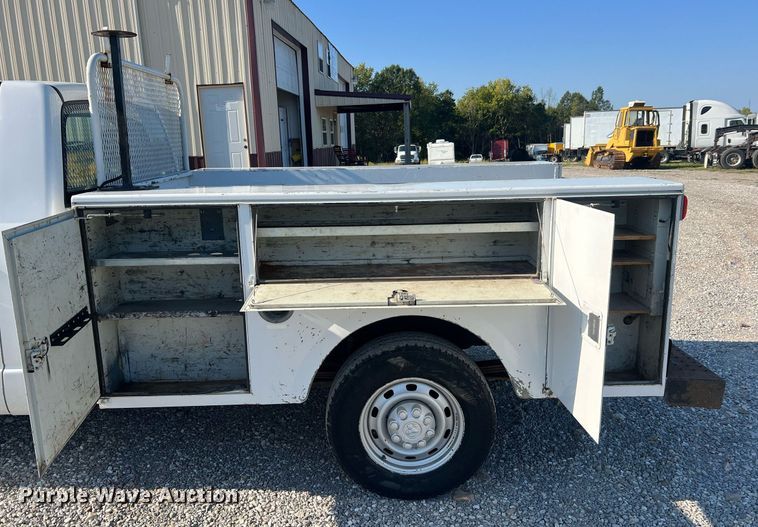 image for item NA9190 2005 Dodge Ram 2500  utility bed pickup truck