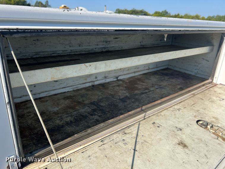 image for item NA9190 2005 Dodge Ram 2500  utility bed pickup truck