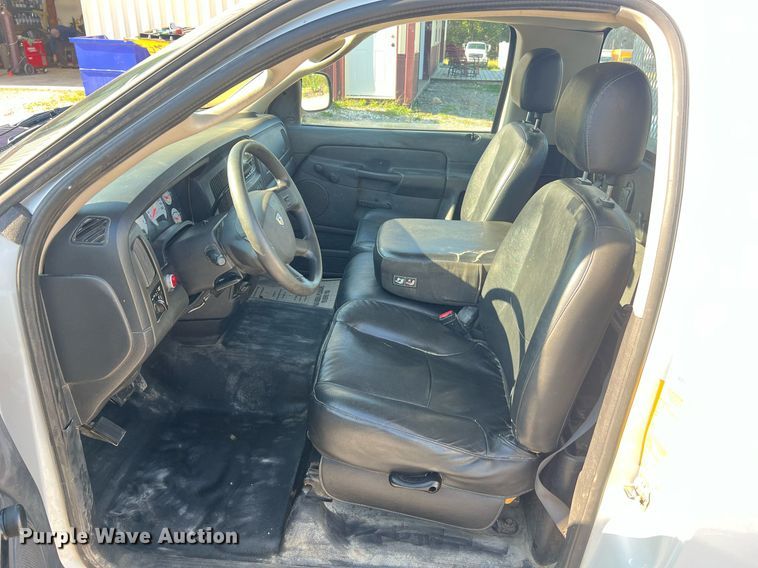 image for item NA9190 2005 Dodge Ram 2500  utility bed pickup truck