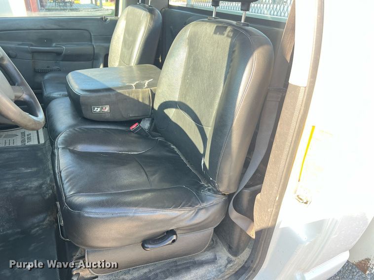 image for item NA9190 2005 Dodge Ram 2500  utility bed pickup truck