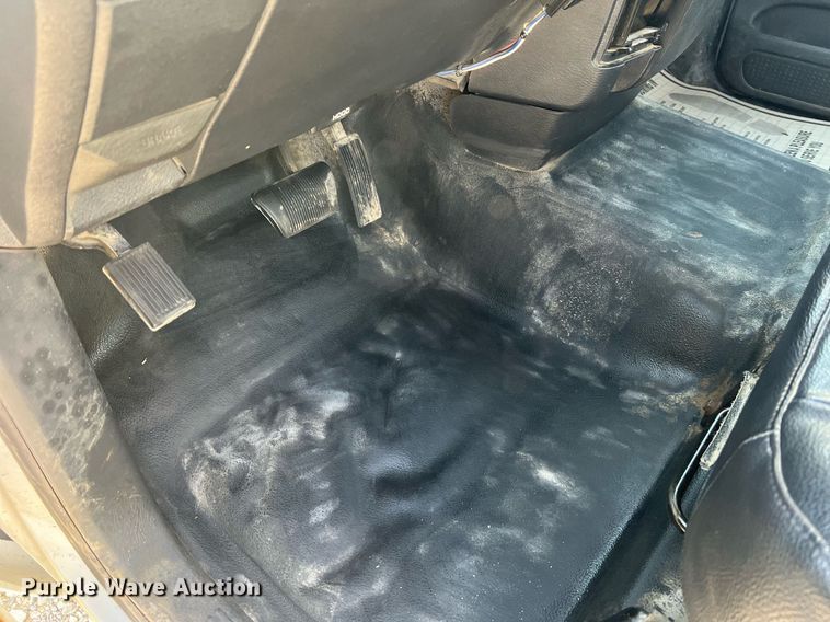 image for item NA9190 2005 Dodge Ram 2500  utility bed pickup truck