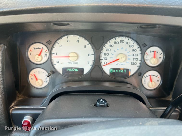 image for item NA9190 2005 Dodge Ram 2500  utility bed pickup truck