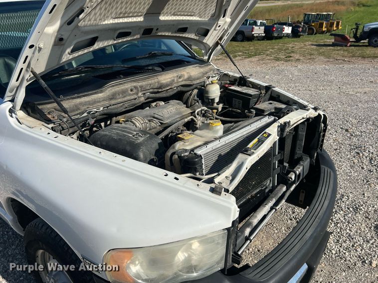 image for item NA9190 2005 Dodge Ram 2500  utility bed pickup truck