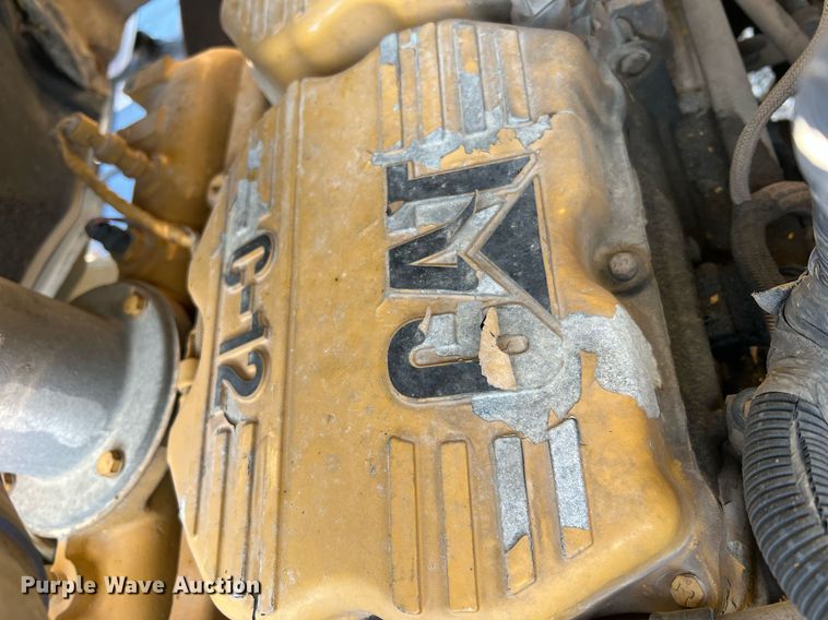 image for item NA9192 2003 International  7600 6x4  semi truck