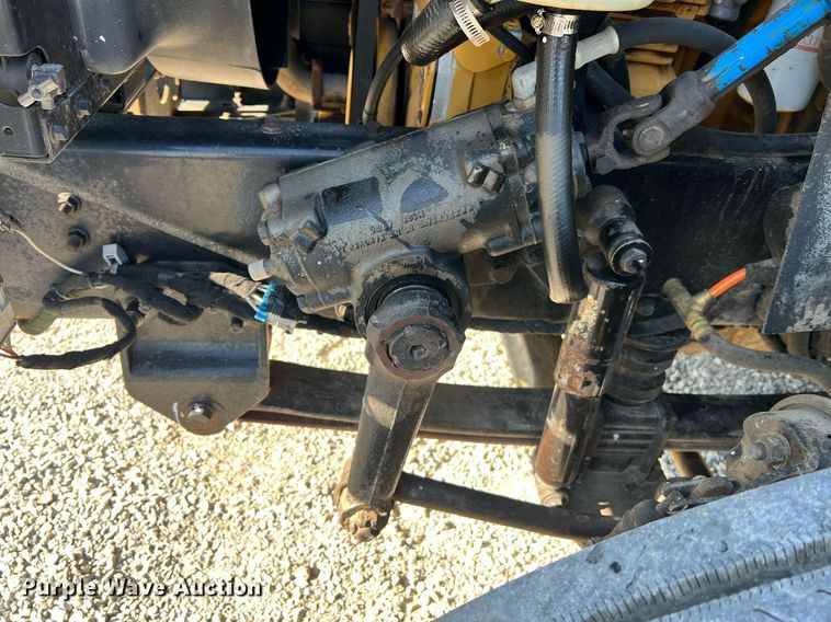 image for item NA9192 2003 International  7600 6x4  semi truck