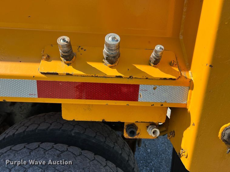 image for item NA9193 2011 International WorkStar 7500  dump truck