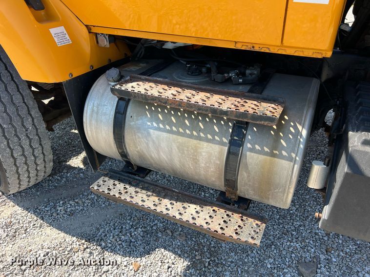 image for item NA9193 2011 International WorkStar 7500  dump truck