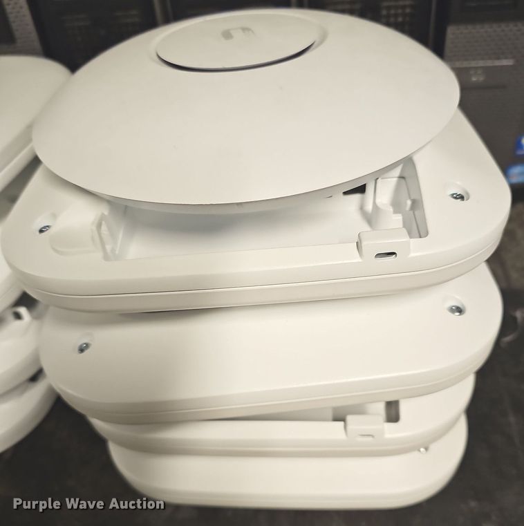 image for item NJ9779 (8) Cisco access points