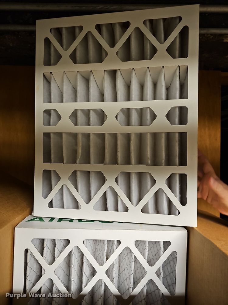 image for item NJ9780 (16) air filters