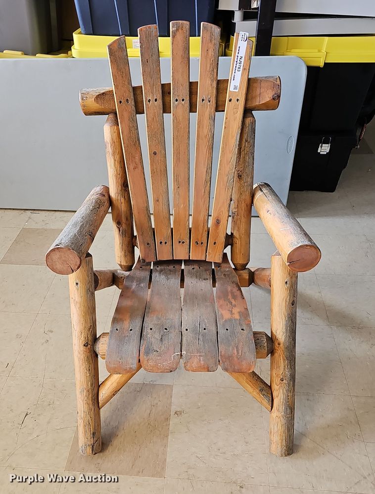 image for item NJ9783 (5) wood chairs