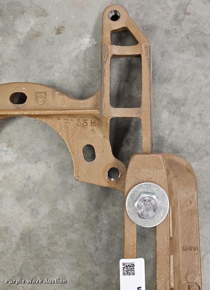 image for item NJ9786 (9) Jr Smith 0415LY handicap wall mount toilet carriers