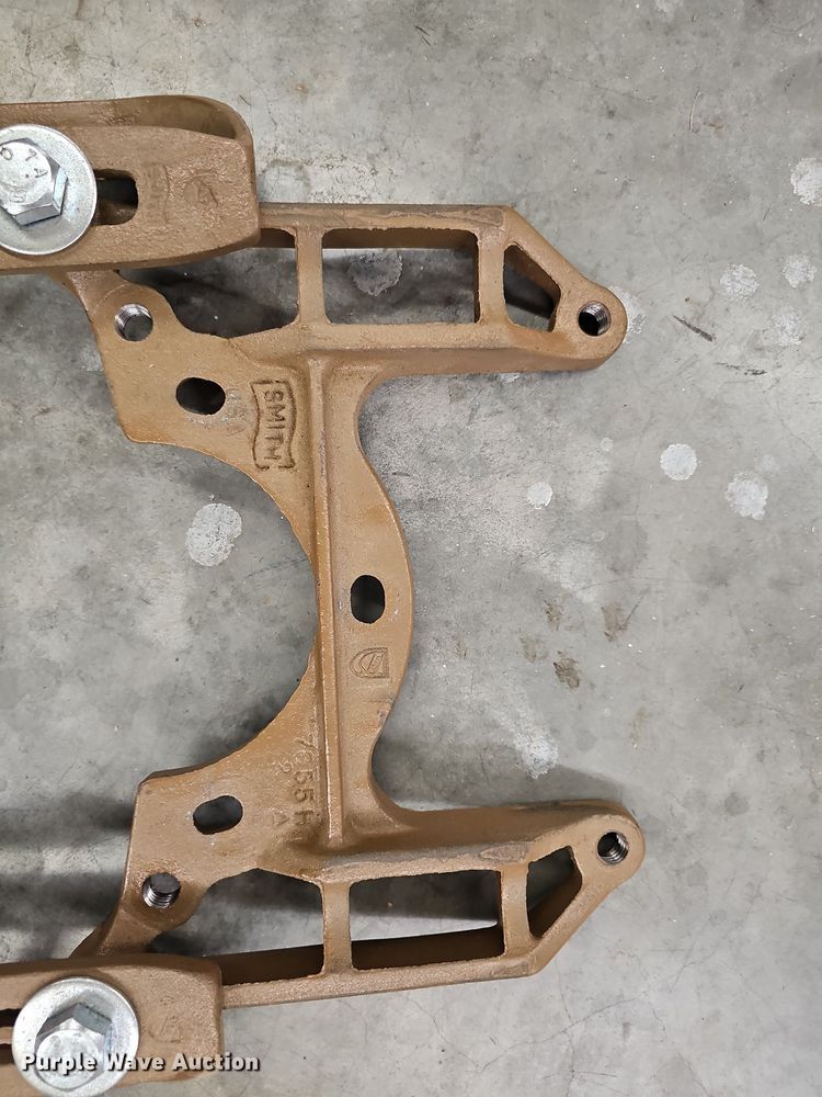 image for item NJ9786 (9) Jr Smith 0415LY handicap wall mount toilet carriers