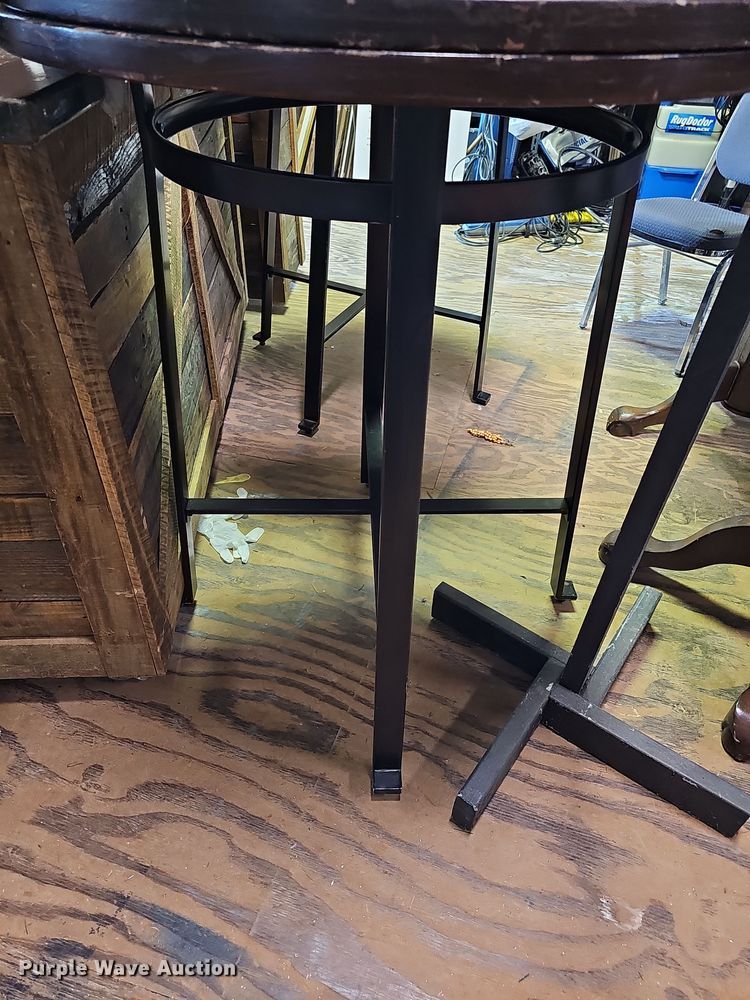 image for item NJ9787 (4) tables