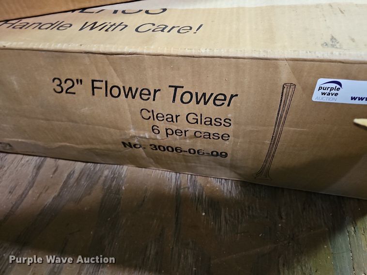 image for item NJ9790 (24) 32" vases