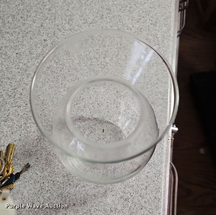 image for item NJ9792 (12) vases