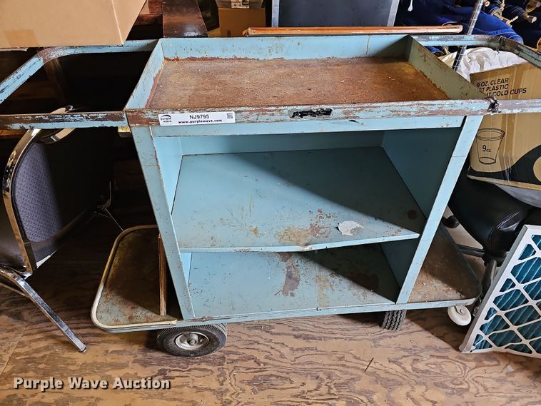 image for item NJ9795 Metal cart