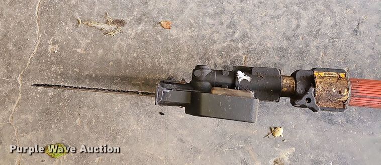 image for item NJ9797 (2) pole saws