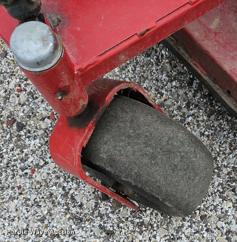 image for item NJ9800 2008 Ferris IS5100Z  ZTR lawn mower