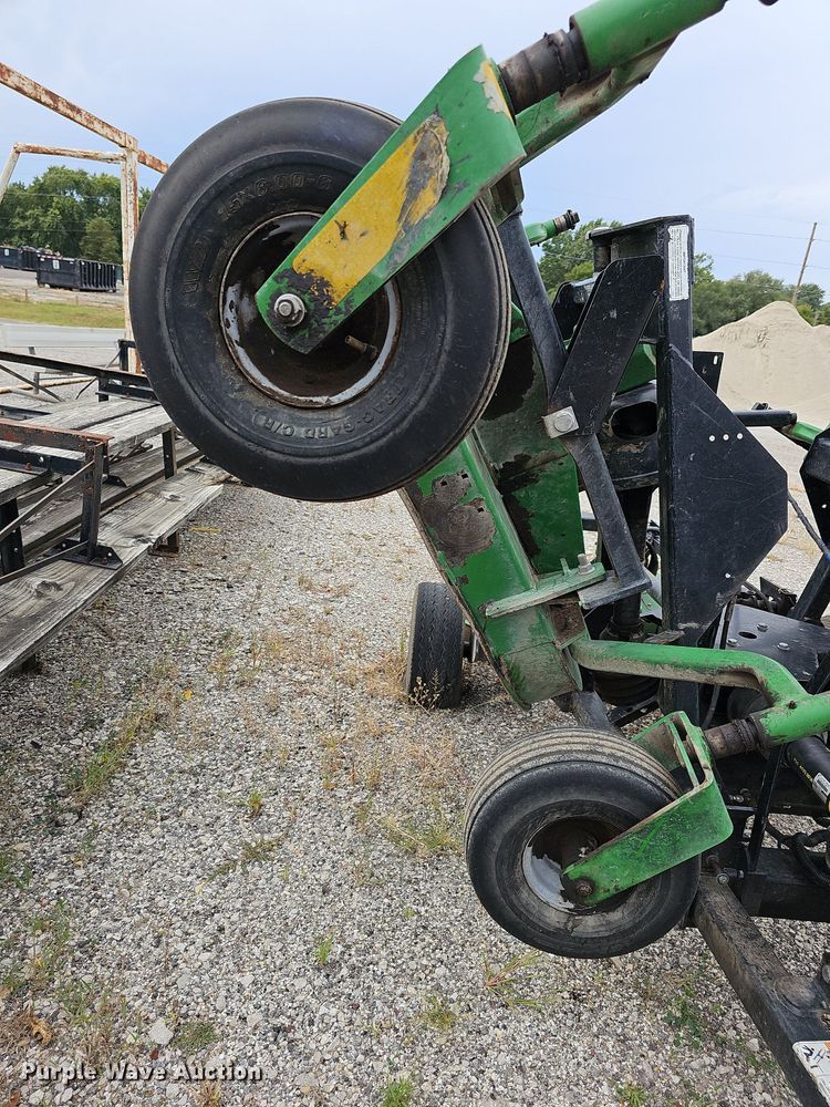 image for item NJ9801 2014 Frontier FM1012  batwing finish mower