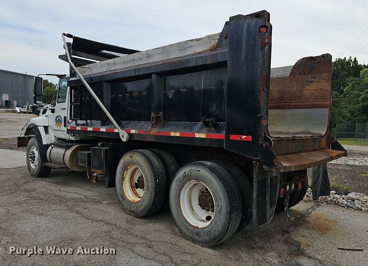 image for item NJ9802 2008 International WorkStar 7400  dump truck