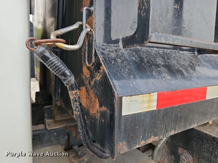 image for item NJ9802 2008 International WorkStar 7400  dump truck