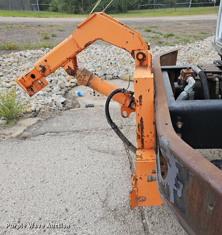 image for item NJ9802 2008 International WorkStar 7400  dump truck