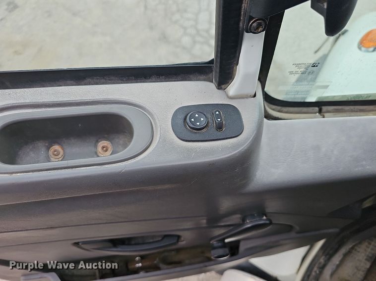 image for item NJ9802 2008 International WorkStar 7400  dump truck