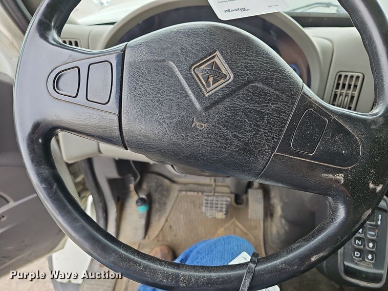 image for item NJ9802 2008 International WorkStar 7400  dump truck