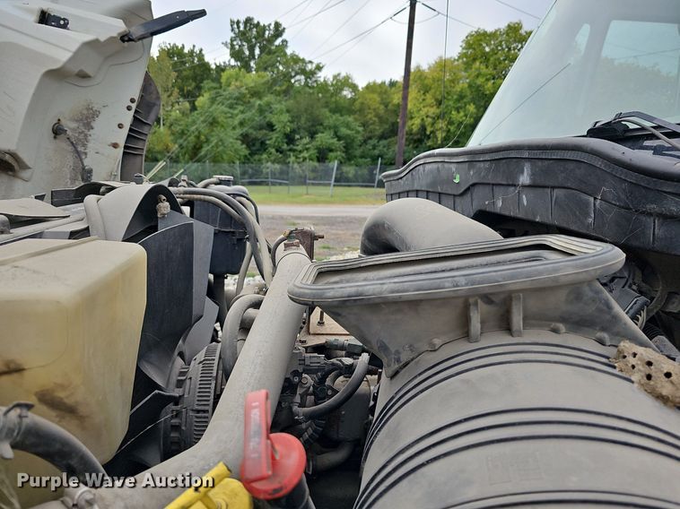 image for item NJ9802 2008 International WorkStar 7400  dump truck