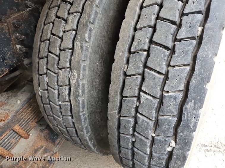 image for item NJ9802 2008 International WorkStar 7400  dump truck