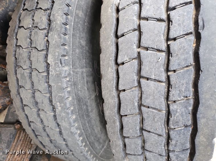 image for item NJ9802 2008 International WorkStar 7400  dump truck