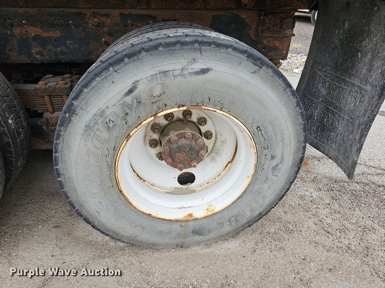 image for item NJ9802 2008 International WorkStar 7400  dump truck