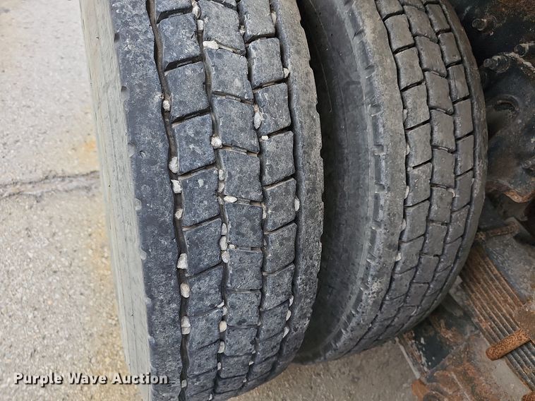 image for item NJ9802 2008 International WorkStar 7400  dump truck