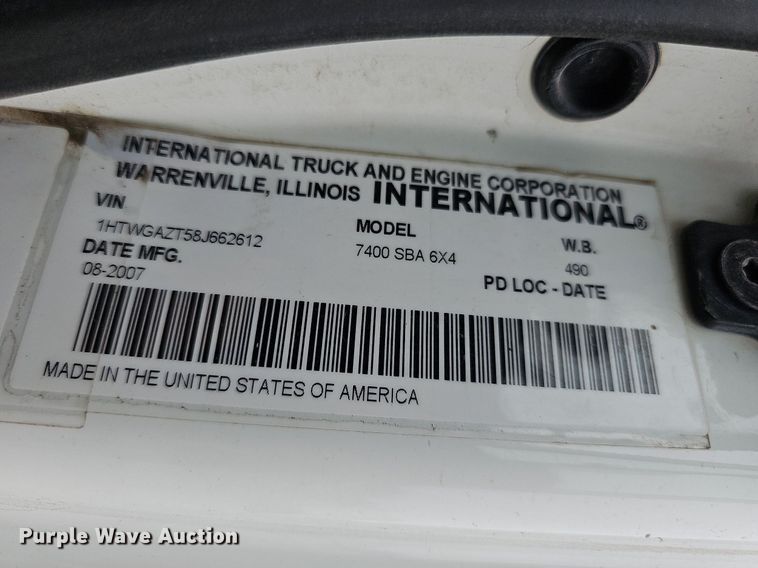 image for item NJ9802 2008 International WorkStar 7400  dump truck