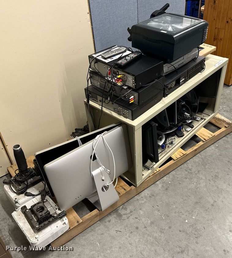 image for item NP9523 Electronics 