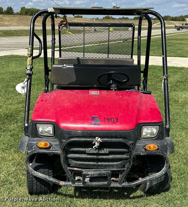 image for item NP9528 2006 Kawasaki Mule 3010  utility vehicle