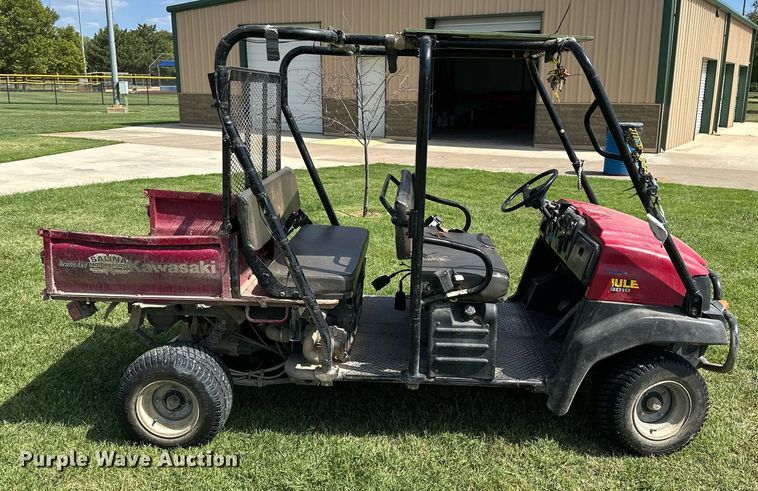image for item NP9528 2006 Kawasaki Mule 3010  utility vehicle