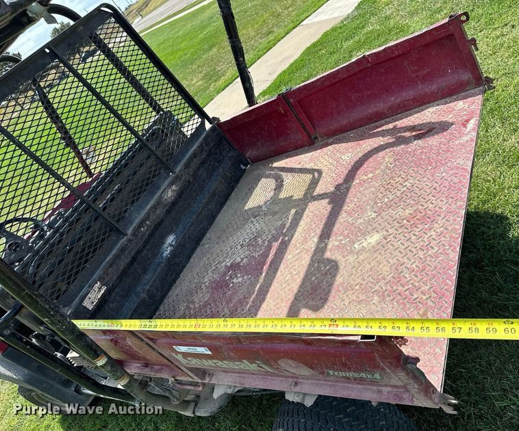 image for item NP9528 2006 Kawasaki Mule 3010  utility vehicle