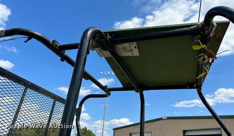 image for item NP9528 2006 Kawasaki Mule 3010  utility vehicle