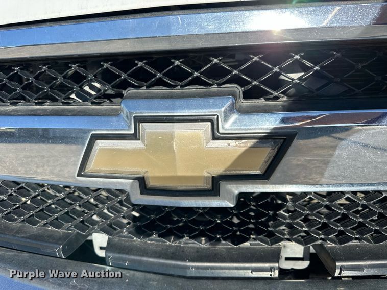 image for item NP9641 2010 Chevrolet Silverado 1500  Ext. Cab pickup truck