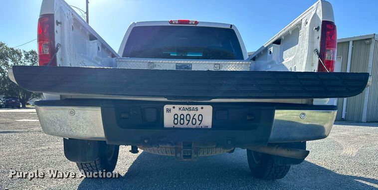 image for item NP9641 2010 Chevrolet Silverado 1500  Ext. Cab pickup truck