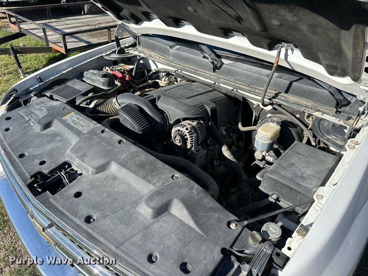 image for item NP9641 2010 Chevrolet Silverado 1500  Ext. Cab pickup truck