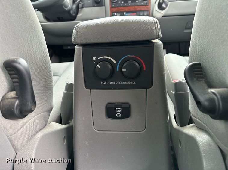 image for item NQ9300 2008 Dodge Durango  SUV