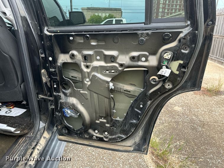 image for item NQ9301 2015 Chevrolet Tahoe Police  SUV